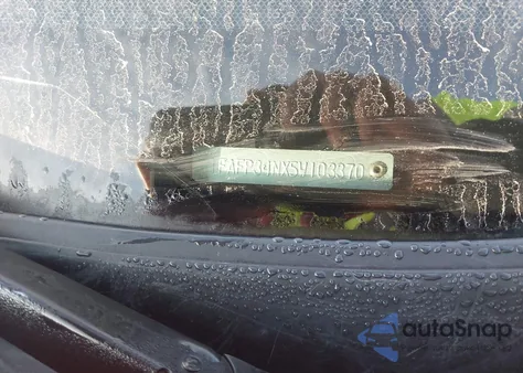 2005 Ford Focus Zx4 from USA, damaged, VIN 1FAFP34NX5W103370